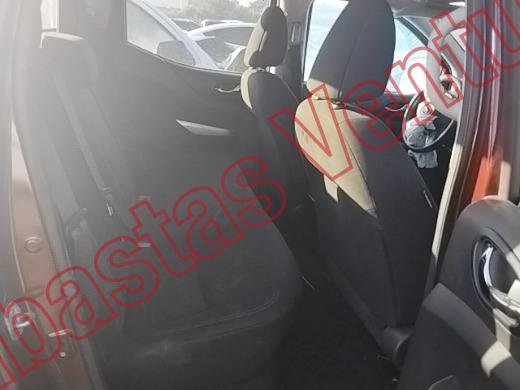NISSAN FRONTIER 2023, foto 13 de 19