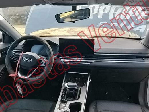 GEELY EMGRAND  2026, foto 14 de 19