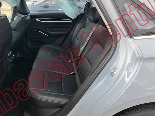 GEELY EMGRAND  2026, foto 16 de 19