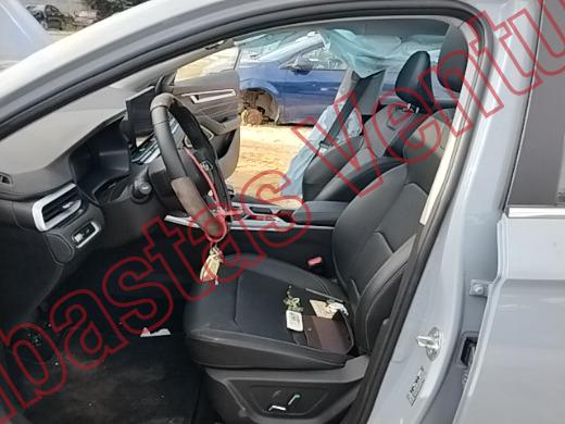 GEELY EMGRAND  2026, foto 17 de 19