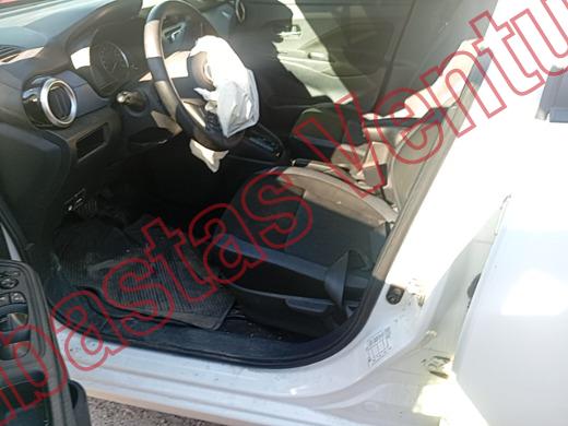 NISSAN VERSA 2024, foto 17 de 19