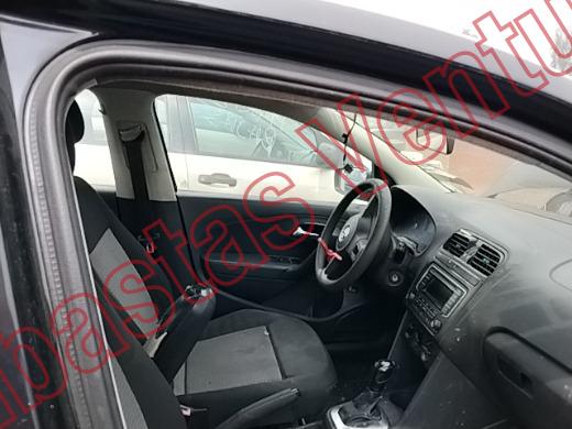 VOLKSWAGEN VENTO 2014, foto 12 de 19