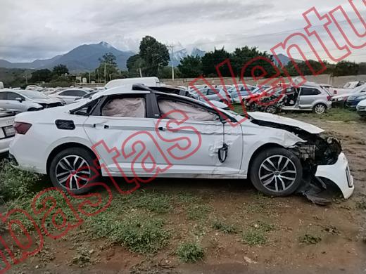 VOLKSWAGEN JETTA 2025, foto 4 de 19