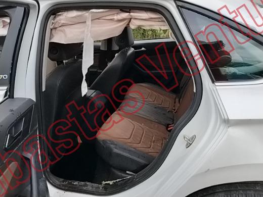 VOLKSWAGEN JETTA 2025, foto 16 de 19