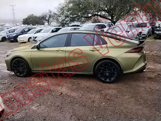 DODGE ATTITUDE 2025, foto 8 de 19