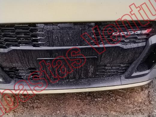 DODGE ATTITUDE 2025, foto 18 de 19