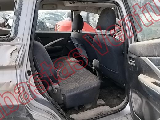 MITSUBISHI XPANDER 2025, foto 13 de 19