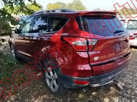 FORD ESCAPE 2018, foto 7 de 19
