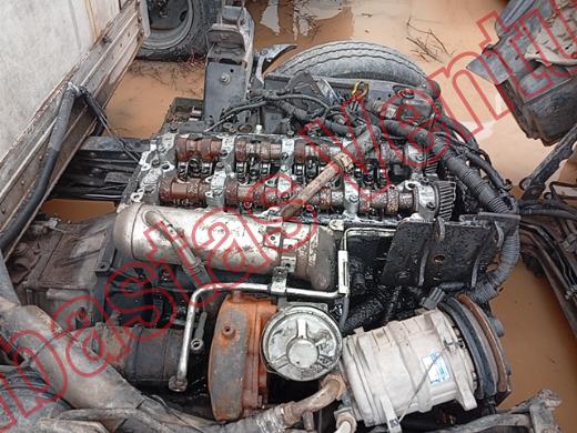 ISUZU ELF300 2012, foto 11 de 19