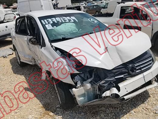 VOLKSWAGEN VENTO 2017, foto 3 de 19
