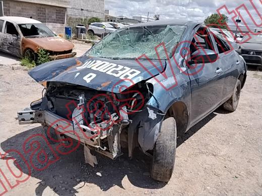 NISSAN VERSA 2015, foto 1 de 19
