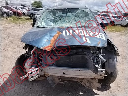 NISSAN VERSA 2015, foto 2 de 19