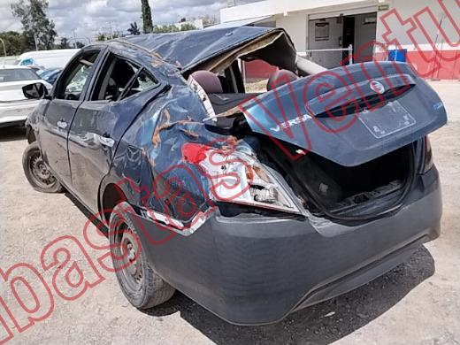 NISSAN VERSA 2015, foto 7 de 19