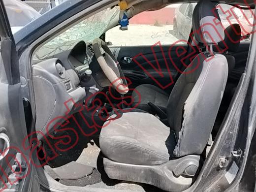 NISSAN VERSA 2015, foto 17 de 19