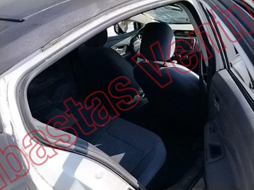 NISSAN VERSA 2023, foto 13 de 19