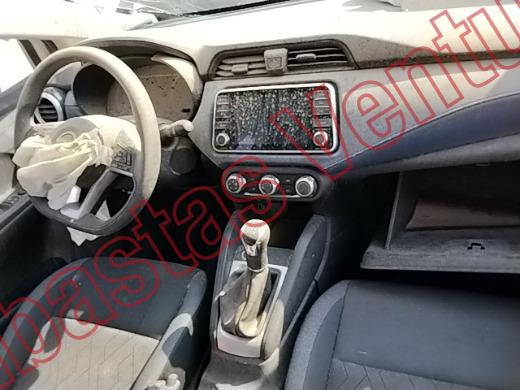NISSAN VERSA 2023, foto 14 de 19