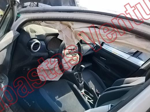 NISSAN VERSA 2023, foto 17 de 19