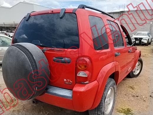 JEEP LIBERTY 2004, foto 5 de 19