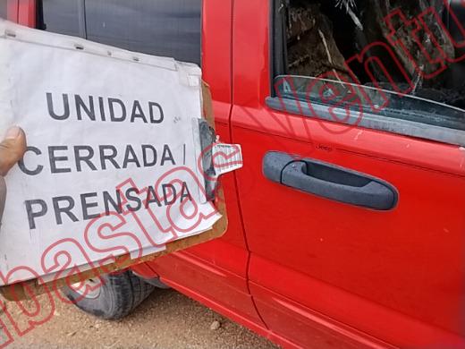 JEEP LIBERTY 2004, foto 12 de 19