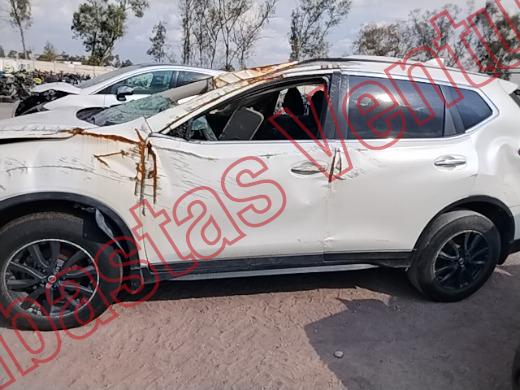 NISSAN X-TRAIL 2022, foto 8 de 19