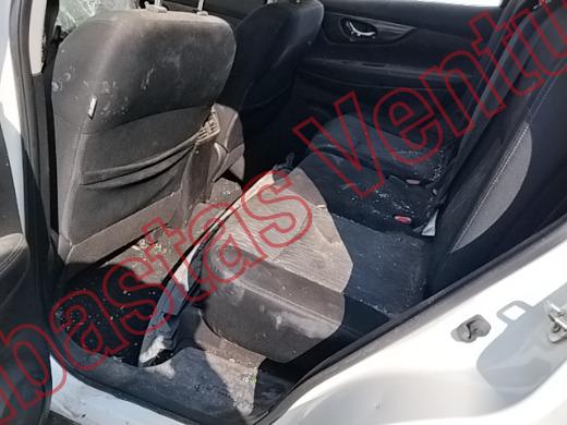 NISSAN X-TRAIL 2022, foto 16 de 19