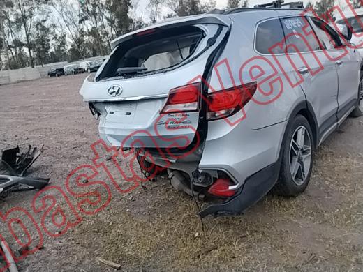 HYUNDAI SANTA FE 2018, foto 6 de 19