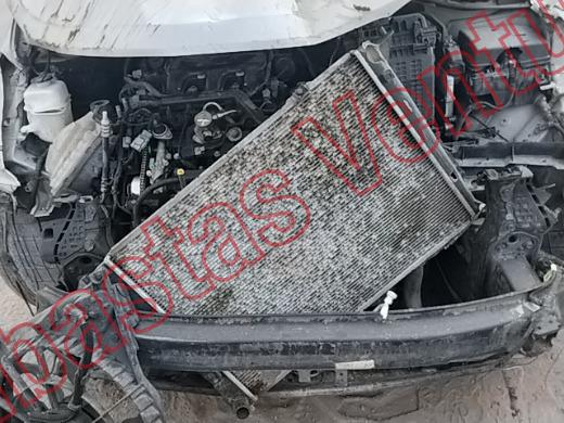 HYUNDAI SANTA FE 2018, foto 10 de 19