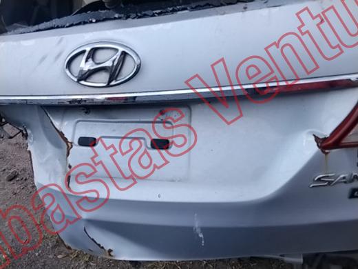 HYUNDAI SANTA FE 2018, foto 19 de 19