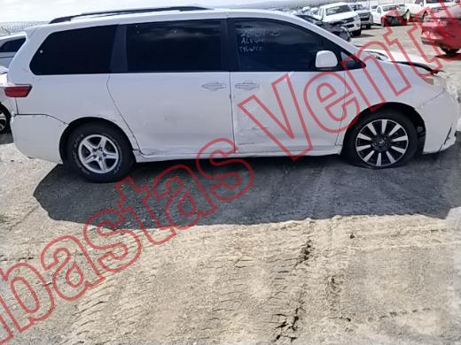 TOYOTA SIENNA 2019, foto 4 de 19