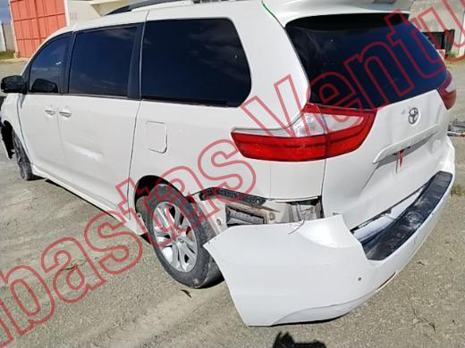 TOYOTA SIENNA 2019, foto 7 de 19