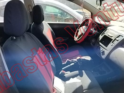 NISSAN TIIDA 2012, foto 12 de 19