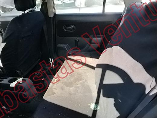 NISSAN TIIDA 2012, foto 16 de 19