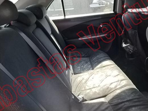 TOYOTA YARIS 2009, foto 13 de 19