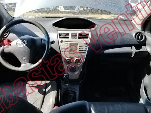 TOYOTA YARIS 2009, foto 14 de 19