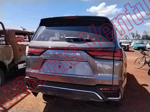 LEXUS LX 2025, foto 6 de 19