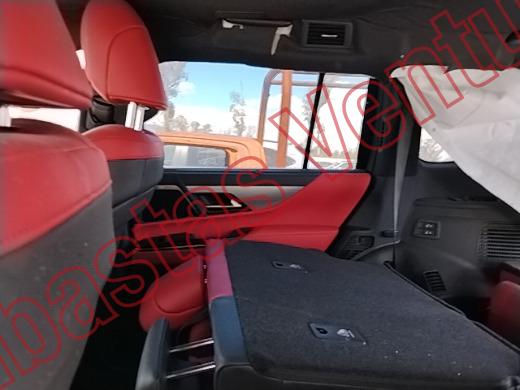 LEXUS LX 2025, foto 16 de 19