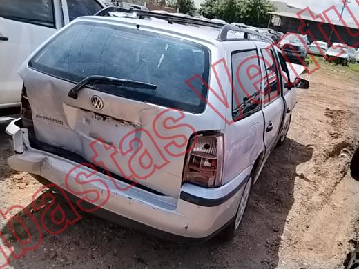 VOLKSWAGEN POINTER 2001, foto 5 de 19