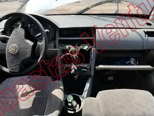 VOLKSWAGEN POINTER 2001, foto 14 de 19