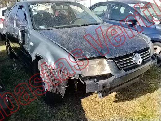 VOLKSWAGEN JETTA 2003, foto 4 de 19