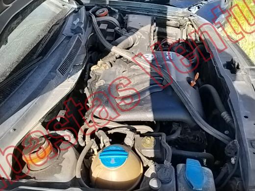VOLKSWAGEN JETTA 2003, foto 11 de 19