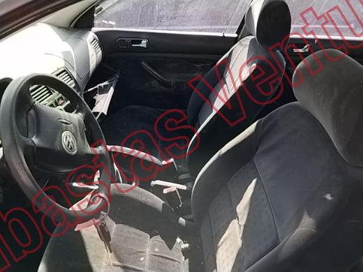 VOLKSWAGEN JETTA 2003, foto 17 de 19