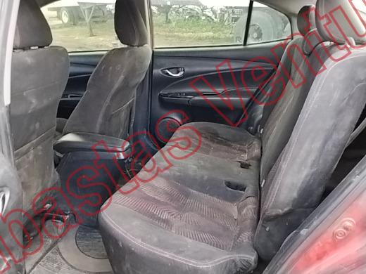 TOYOTA YARIS 2019, foto 16 de 19