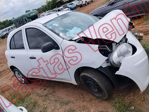 NISSAN MARCH 2020, foto 4 de 19