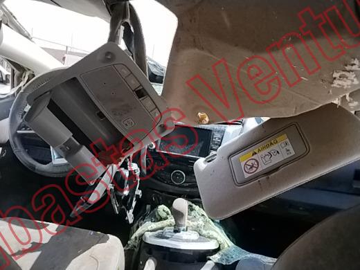 NISSAN FRONTIER 2024, foto 14 de 19