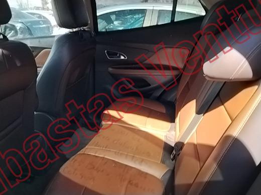 BUICK ENCORE 2015, foto 16 de 19