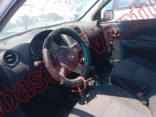 NISSAN MARCH 2017, foto 17 de 19