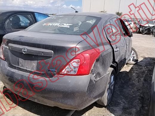 NISSAN VERSA 2013, foto 5 de 19