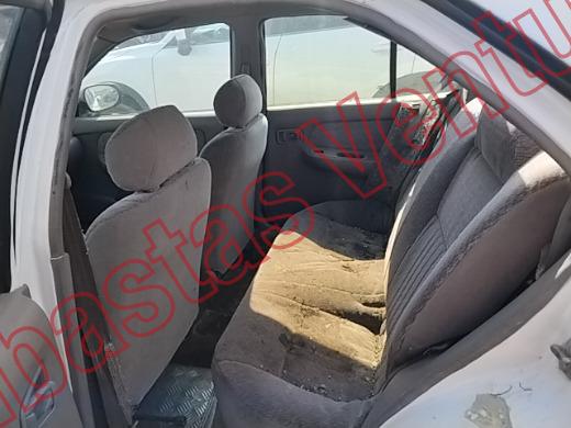NISSAN SENTRA 1998, foto 16 de 19