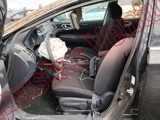 NISSAN SENTRA 2018, foto 17 de 19
