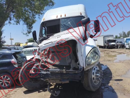 FREIGHTLINDER CASCADIA 2015, foto 2 de 19